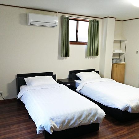 W.K Inn Ōsaka Extérieur photo