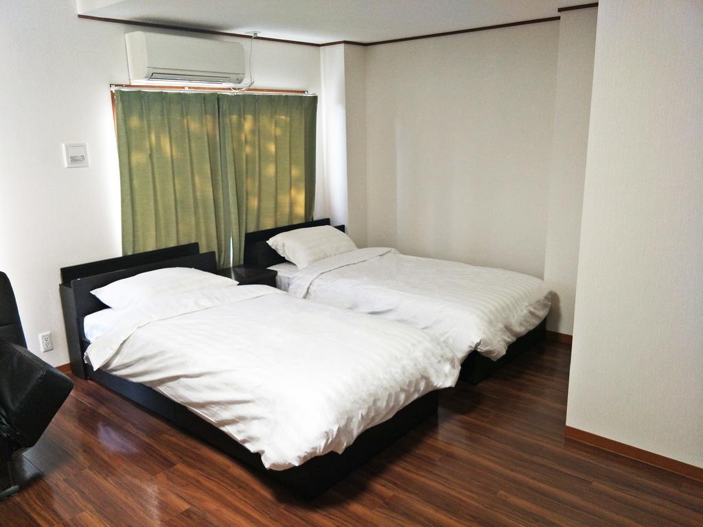 W.K Inn Ōsaka Extérieur photo