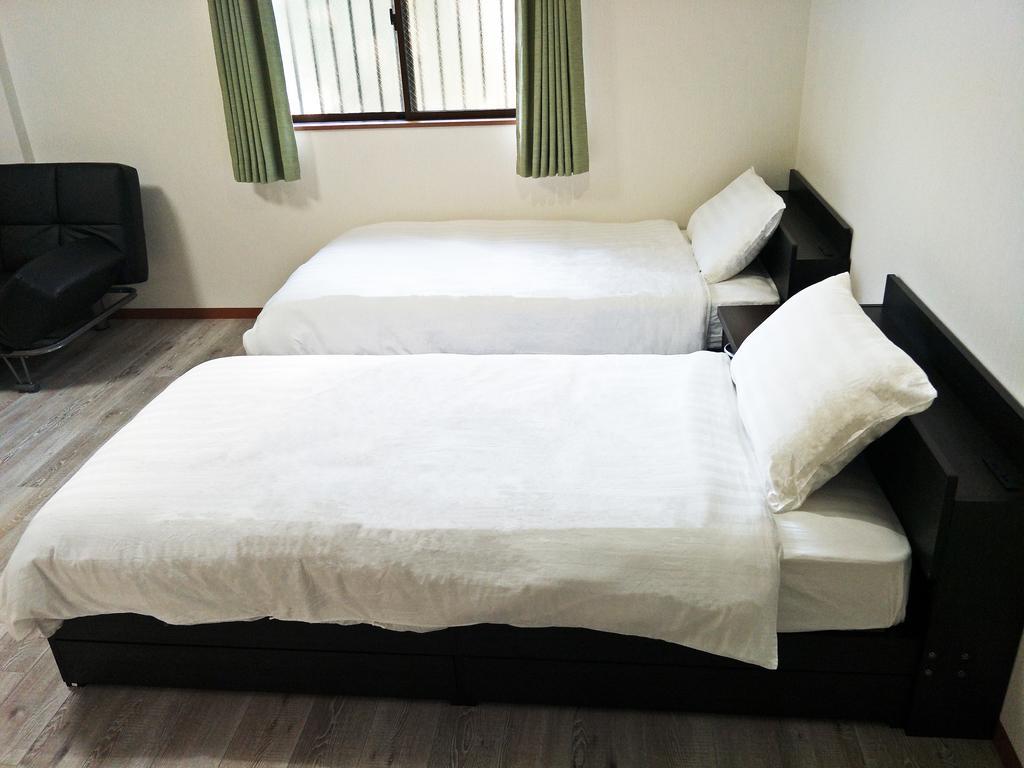 W.K Inn Ōsaka Extérieur photo